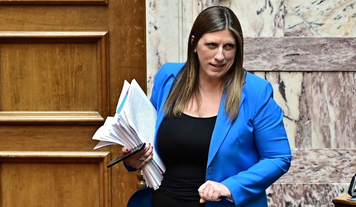 ΖΩΗ ΚΩΝΣΤΑΝΤΟΠΟΥΛΟΥ