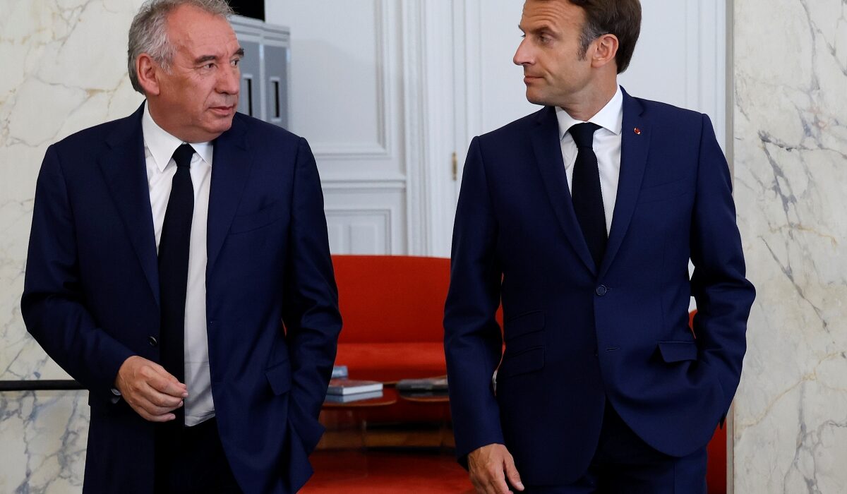 Οι Εμανουέλ Μακρόν και Φρανσουά Μπαϊρού