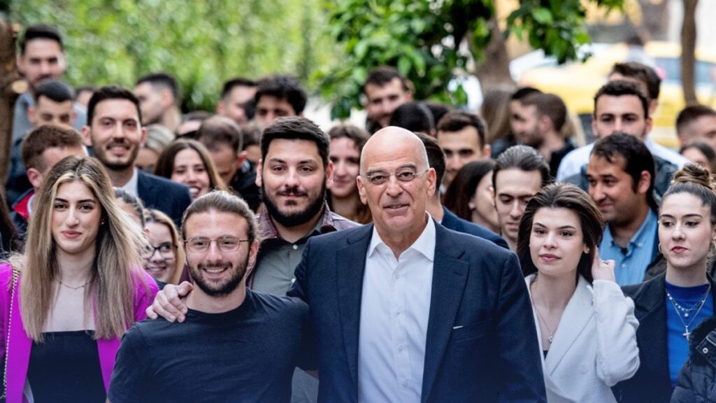 Δένδιας για Παγκόσμια Ημέρα Νεολαίας: Καθήκον μας να εμπνεύσουμε όραμα στις νέες και τους νέους μας
