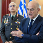 Δένδιας: Τιμάμε τη μνήμη των θυμάτων της τρομοκρατίας