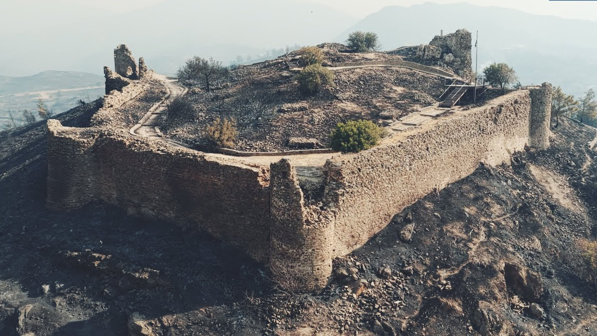 Καμένη γη στη Χίο: Συγκλονιστικό βίντεο από drone αποκαλύπτει το μέγεθος της καταστροφής