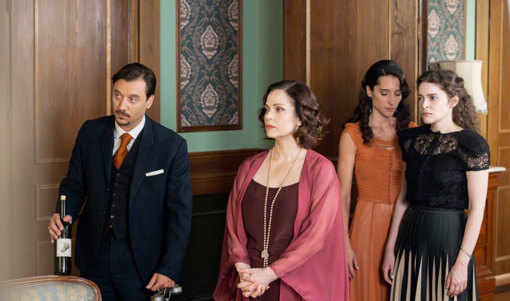 Grand Hotel