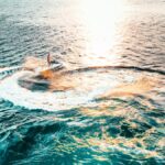 Ατύχημα με jet ski στο Ηράκλειο: Τουρίστρια έσπασε το πόδι της – Δύο συλλήψεις