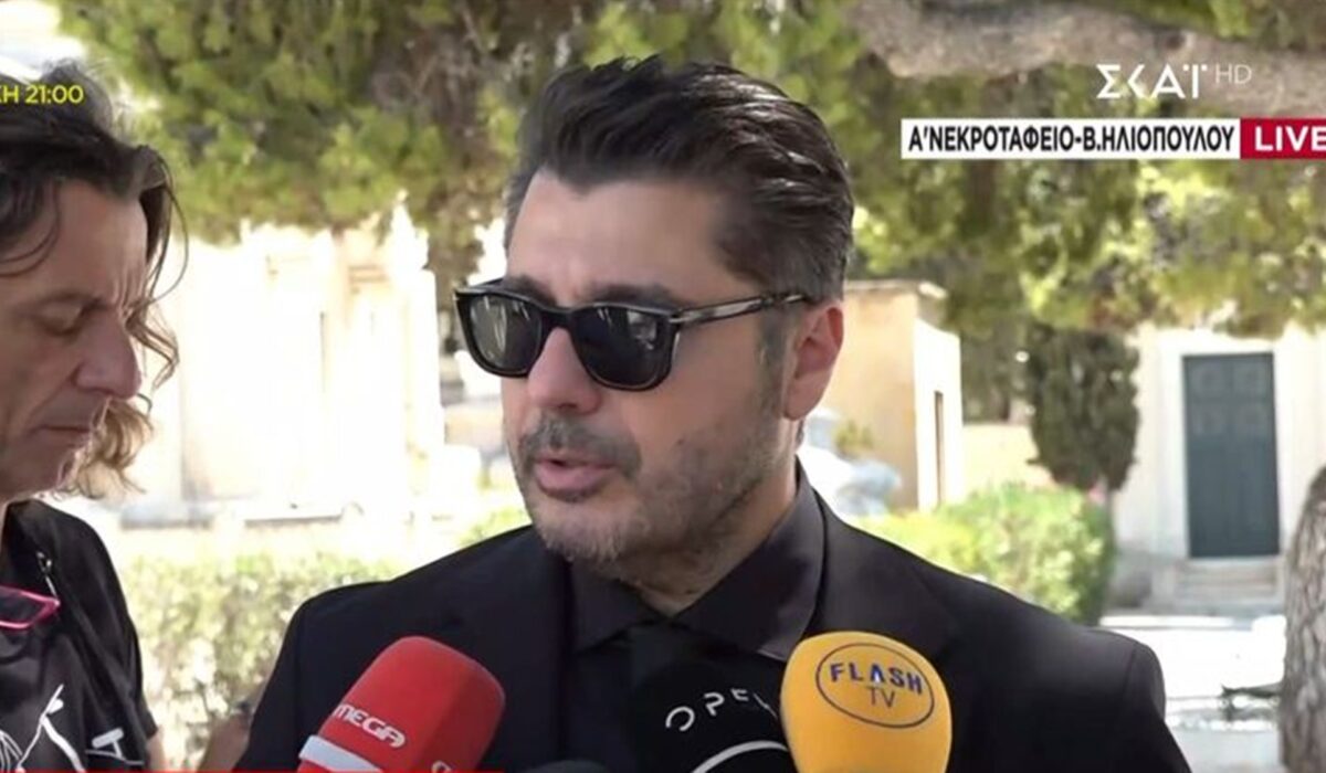 Λάμπρος Κωνσταντάρας: «Μακάρι να επέστρεφε λίγο να άκουγε όλα αυτά που είπαν γι’ αυτόν»