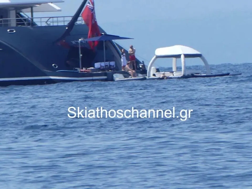 Μια βραδιά μακριά από τα φώτα της δημοσιότητας.