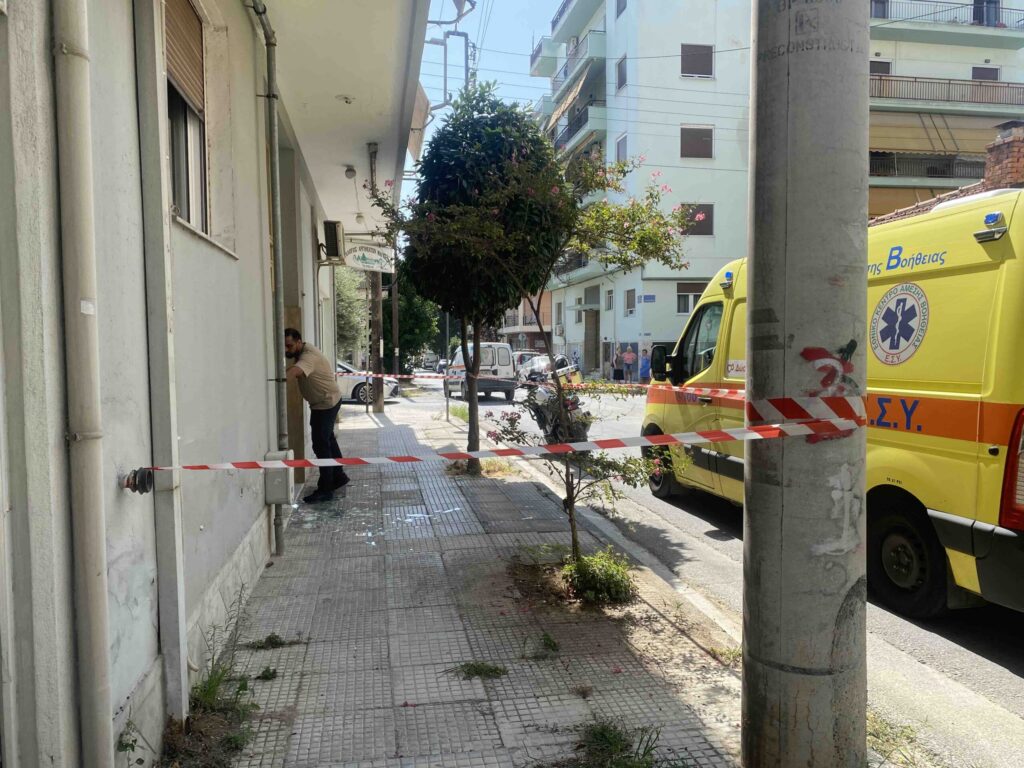 Νέα γυναικοκτονία στο Βόλο: Σκότωσε τη σύζυγό του και τράπηκε σε φυγή – Τραγικές φιγούρες τα τέσσερα παιδιά του ζευγαριού