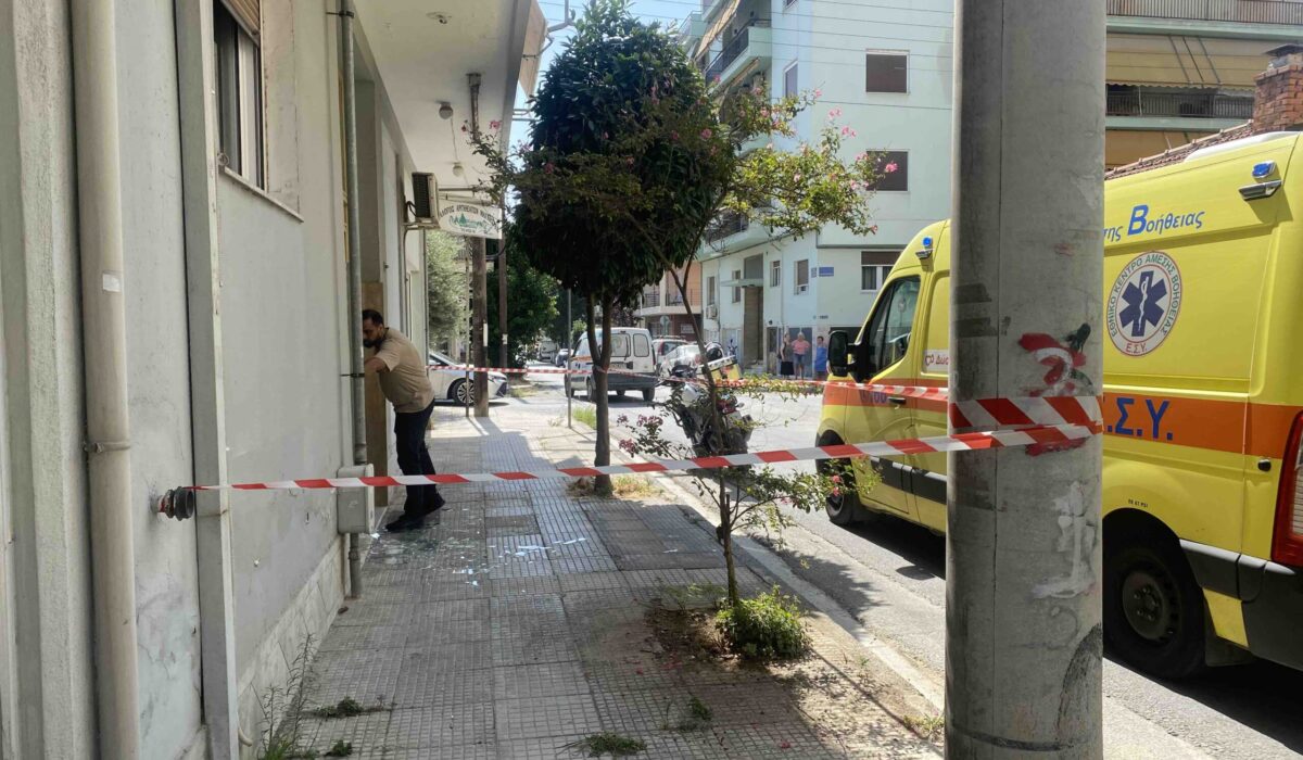 Νέα γυναικοκτονία στο Βόλο: Σκότωσε τη σύζυγό του και τράπηκε σε φυγή – Τραγικές φιγούρες τα τέσσερα παιδιά του ζευγαριού