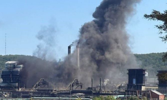 Τεράστια έκρηξη σε χαλυβουργείο στην Πενσυλβάνια – Αναφορές για τραυματίες και παγιδευμένους στα ερείπια