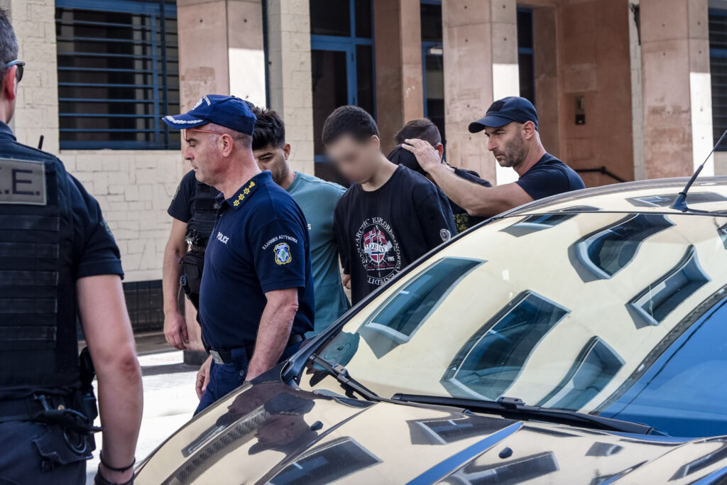 Φωτιά στην Πάτρα: Το Σαββατοκύριακο οι απολογίες των τριών συλληφθέντων για εμπρησμό