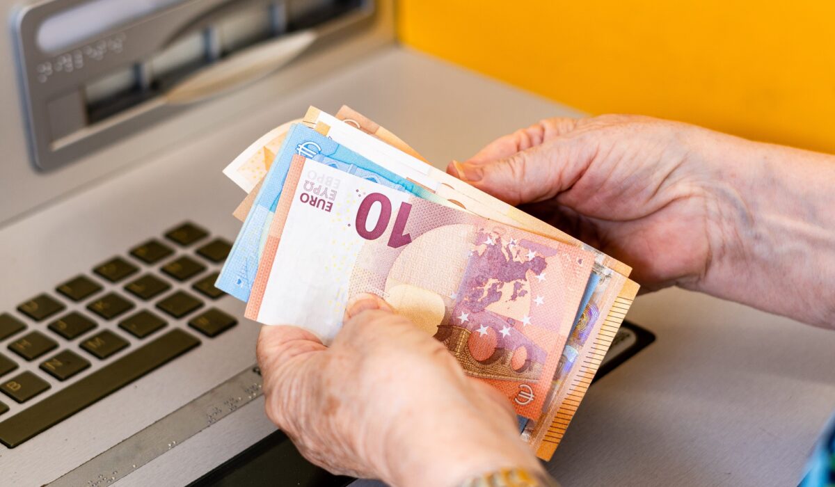 επίδομα 250 ευρώ σε συνταξιούχους