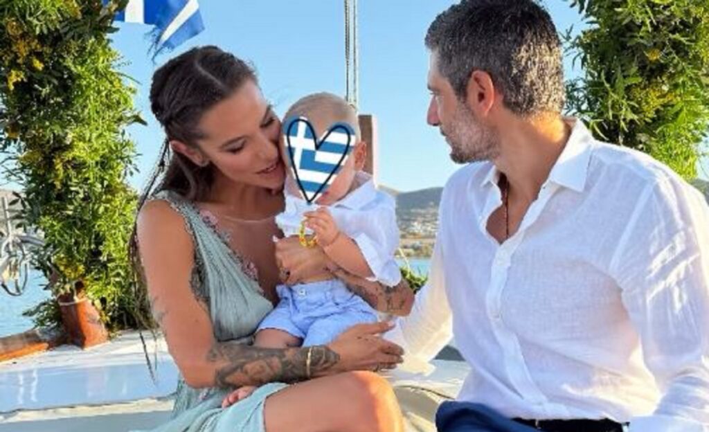 Εριέττα Κούρκουλου - Βύρων Βασιλειάδης: Η βάφτιση του γιου τους στην Πάρο και ο συγκινητικός χορός