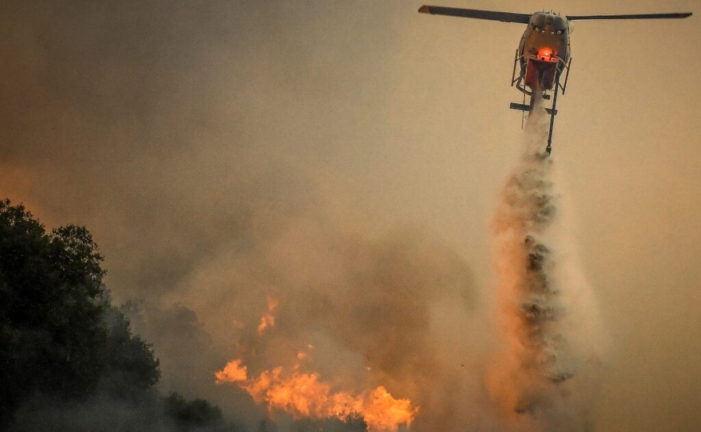Φωτιά τώρα στο Καλό Πηγάδι στη Φωκίδα – Σηκώθηκαν και εναέρια μέσα