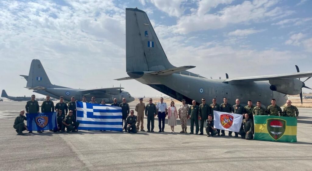 Δύο αεροσκάφη της Ελλάδας έκαναν ρίψεις 8,5 τόνων με τρόφιμα στη Γάζα