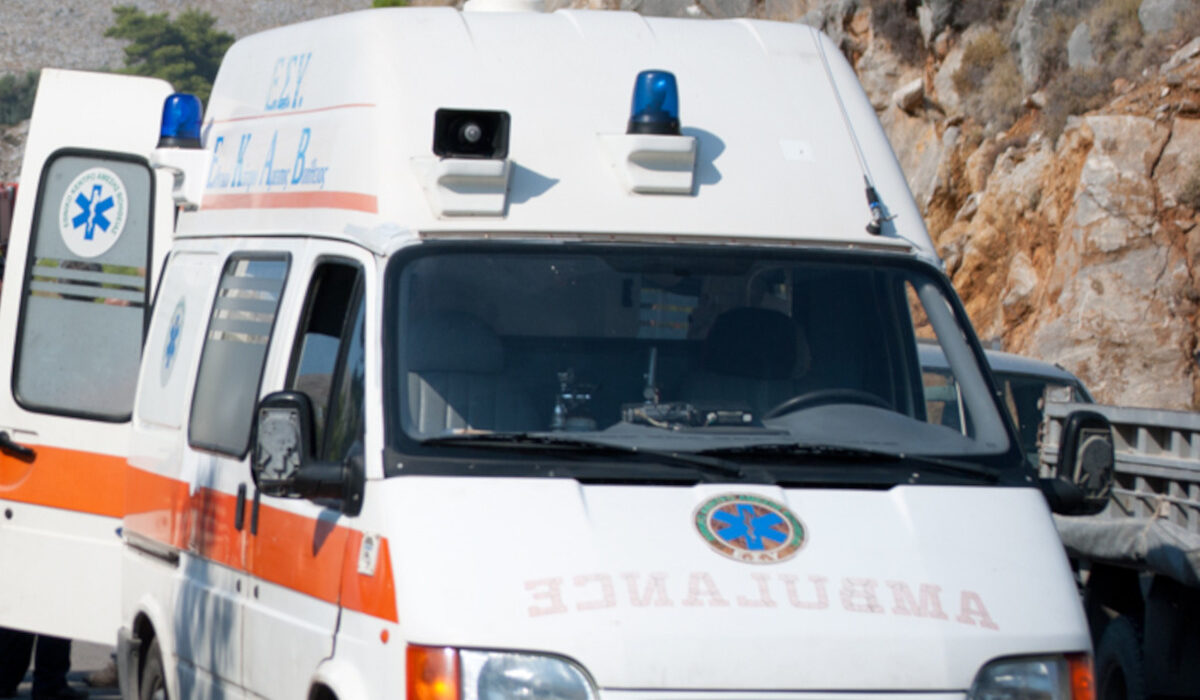 Χίος ασθενοφόρο