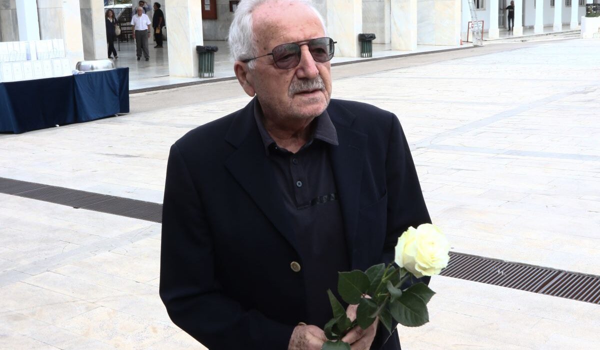 Πένθος για τον Κώστα Γείτονα – Έχασε τη σύζυγό του