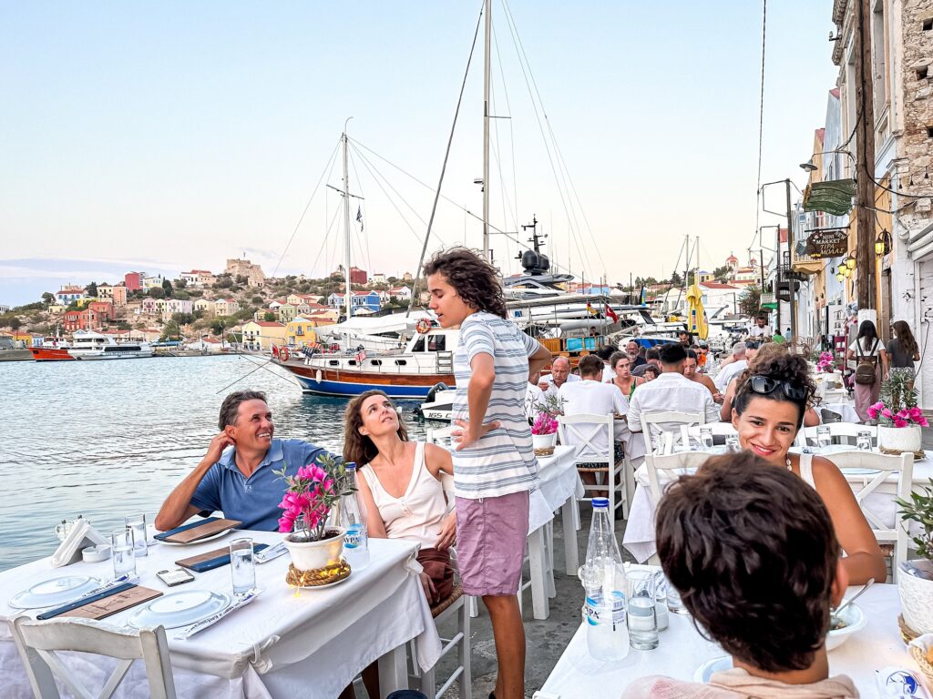 Το Νο1 ελληνικό νησί που κάνεις διακοπές σαν ντόπιος