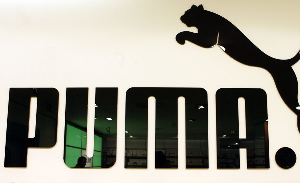 Στο «σφυρί» η Puma: Έχει χάσει το μισό της αξίας μέσα σε ένα χρόνο – Ποιοι είναι οι «μνηστήρες»