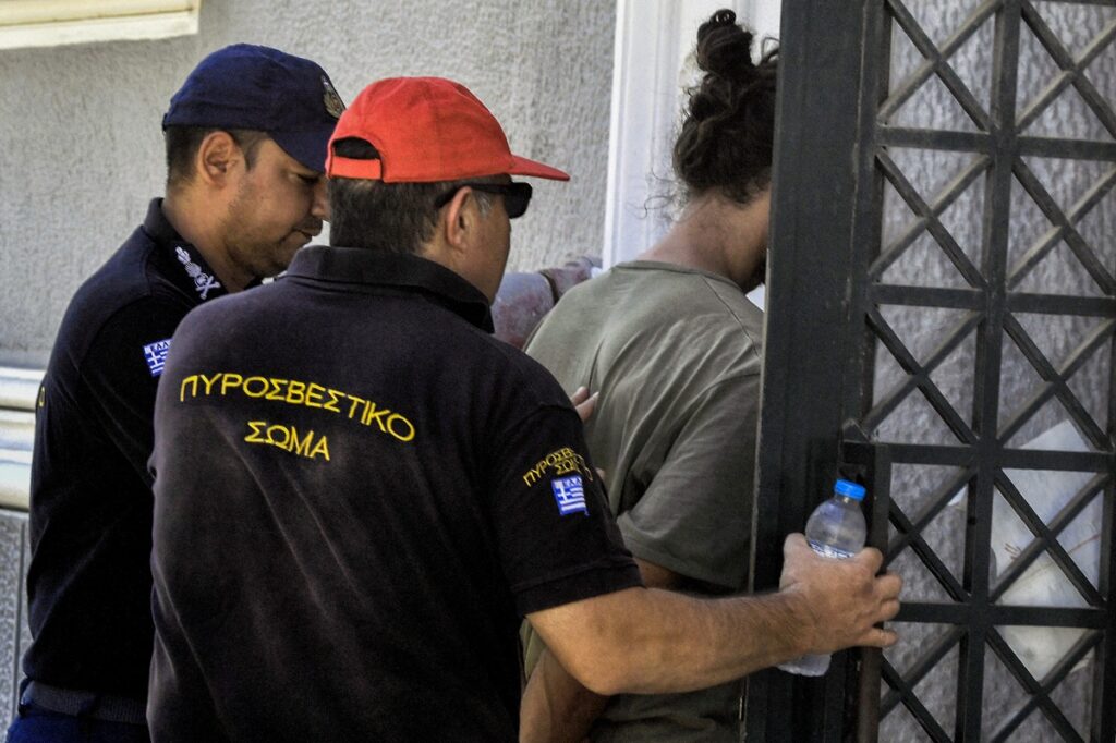 Χειροπέδες σε Γερμανό για τη φωτιά στην Αρχαία Νεμέα στην Κορινθία