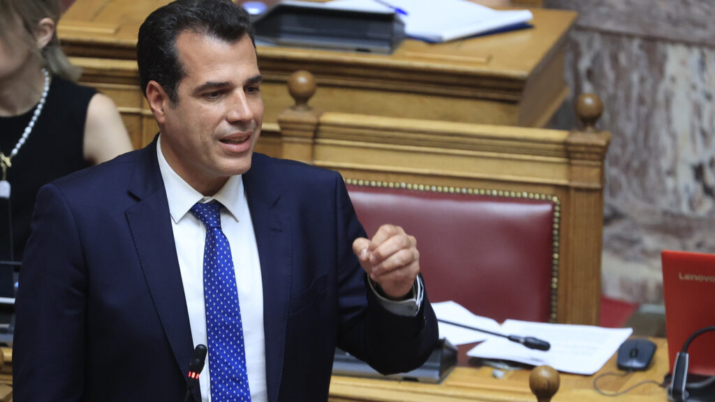 Θάνος Πλεύρης