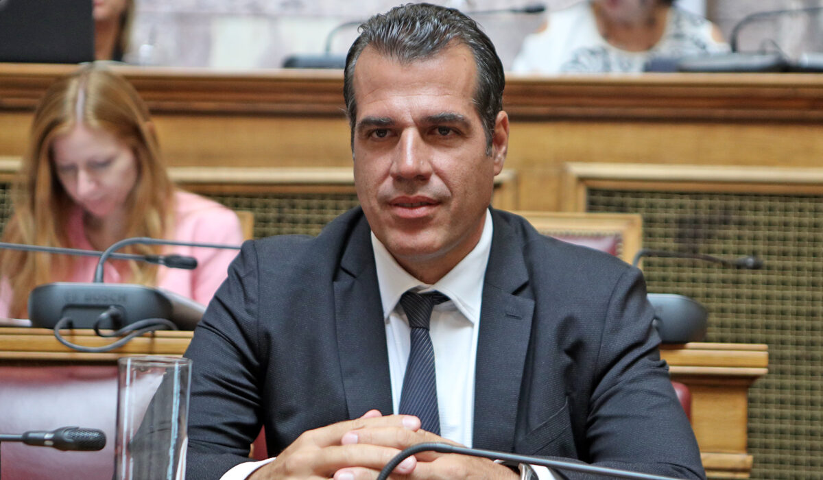 Θάνος Πλεύρης