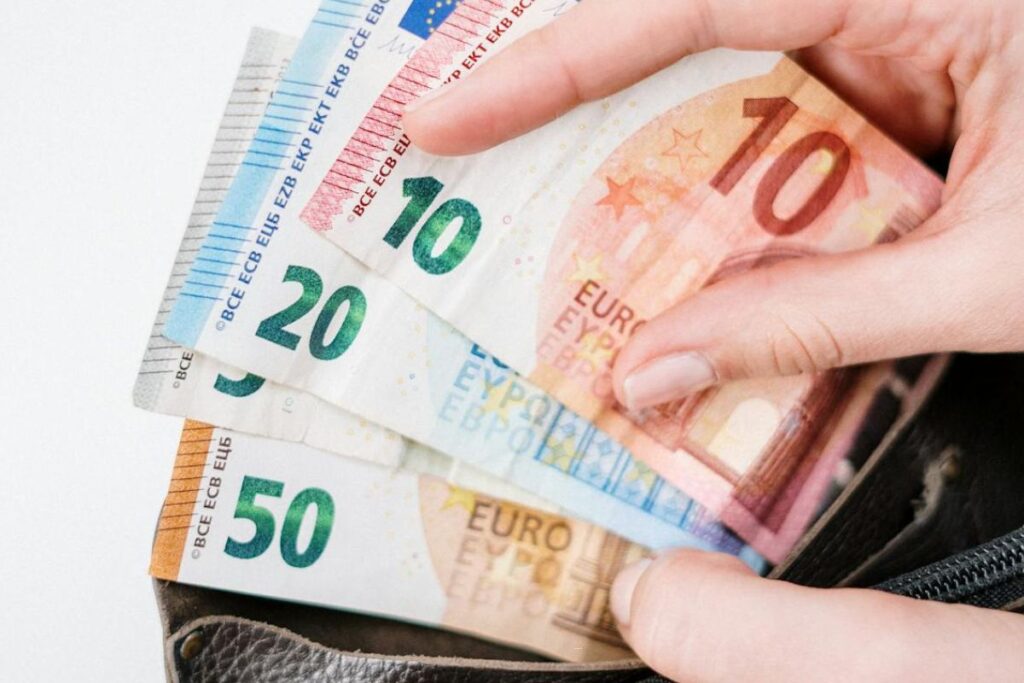 Αλλάζουν τα ευρώ: Το νέο χαρτονόμισμα έχει φέρει πολλά νεύρα