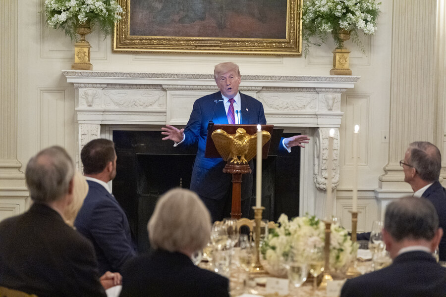 Οι κορυφαίοι της Silicon Valley στο τραπέζι του Τραμπ 7 Οι κορυφαίοι της Silicon Valley στο τραπέζι του Τραμπ