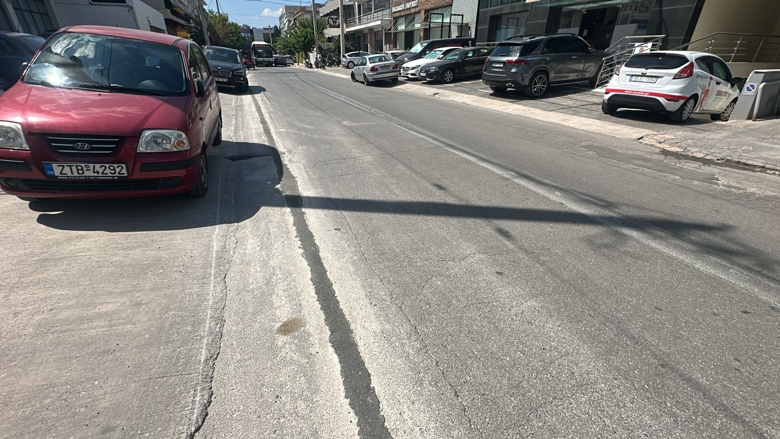 Άγρια καταδίωξη 20χρονου γιου επιχειρηματία - Χτύπησε αστυνομικό με το αυτοκίνητό του