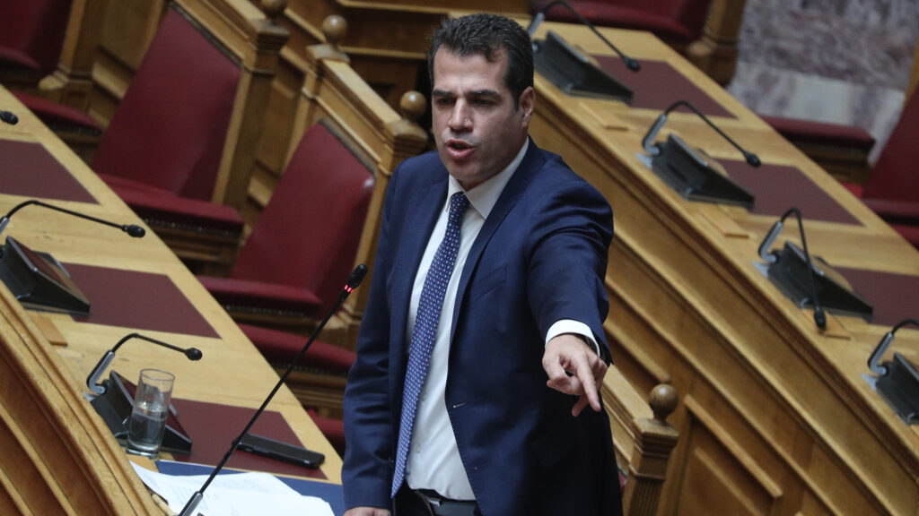 Θάνος Πλεύρης