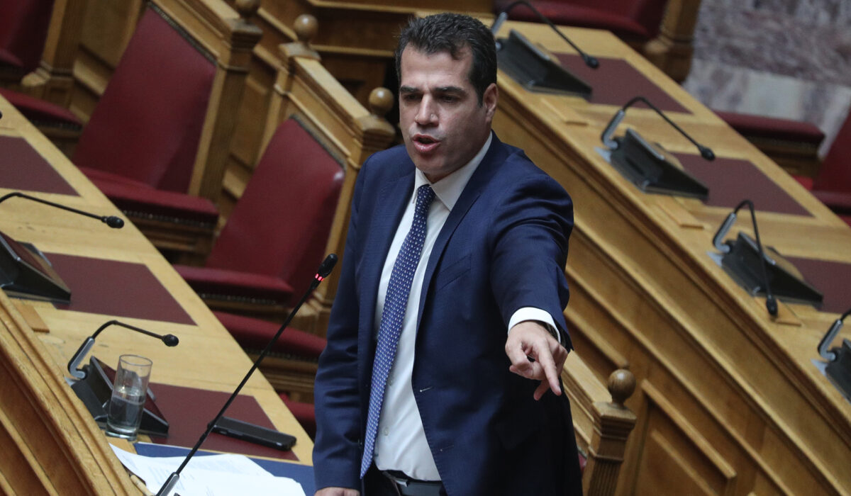 Θάνος Πλεύρης