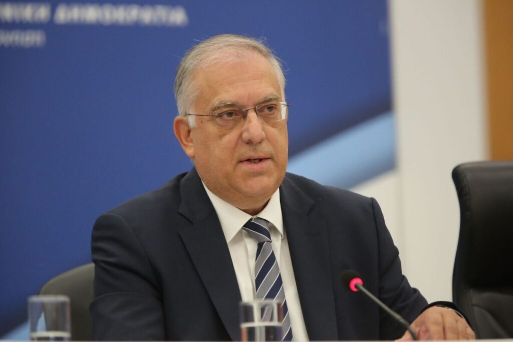 Θεοδωρικάκος: Στηρίζουμε την ελληνική οικογένεια με δίκαιο τρόπο