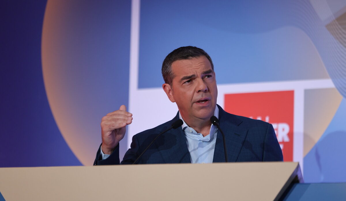 Η αντίδραση Τσίπρα στις εξαγγελίες Μητσοτάκη: «Μοναδικός στόχος η εκλογική πελατεία και η ψηφοθηρία»