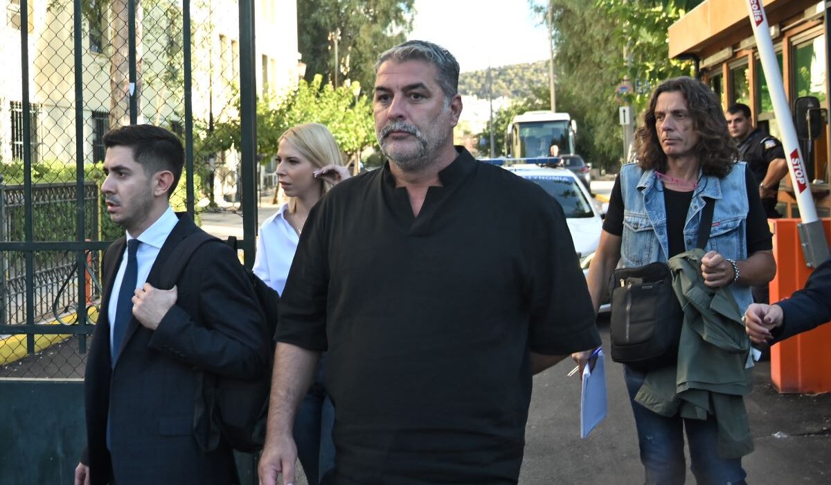 ΒΑΣΙΛΗΣ ΜΠΙΣΜΠΙΚΗΣ