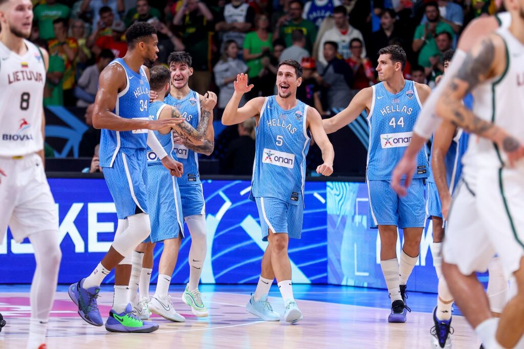 Eurobasket 2025: Ελληνοτουρκική μάχη την Παρασκευή για μια θέση στον τελικό