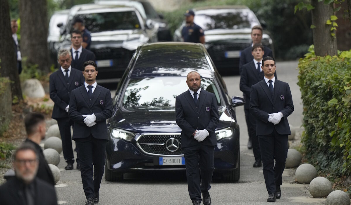 Τζόρτζιο Αρμάνι Κηδεία