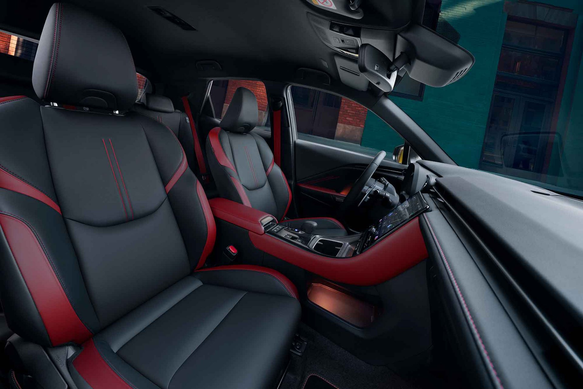 Lexus LBX Vibrant Edition - &Pi;&epsilon;&rho;&iota;&sigma;&sigma;ό&tau;&epsilon;&rho;&epsilon;&sigmaf; &epsilon;&pi;&iota;&lambda;&omicron;&gamma;έ&sigmaf; &kappa;&alpha;&iota; &kappa;&omicron;&mu;&psi;ό&tau;&epsilon;&rho;&omicron; &sigma;&tau;&upsilon;&lambda;