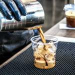 Καφές στο χέρι από... χρυσάφι - Ξεπερνάει τα 4,50 ευρώ ένας καπουτσίνο
