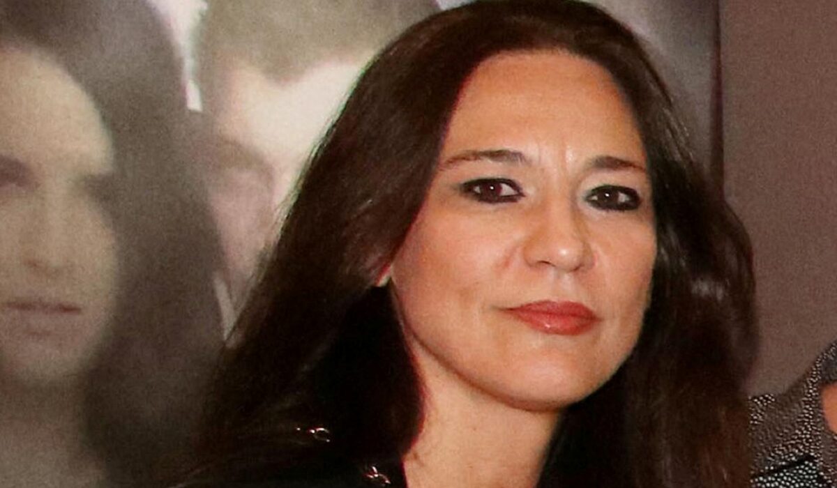 Κωνσταντίνα Μπεκιάρη: «Οι σχέσεις με τον Βασίλη Μπισμπίκη είναι ομαλές, ο γιος μας έχει τις απαντήσεις»
