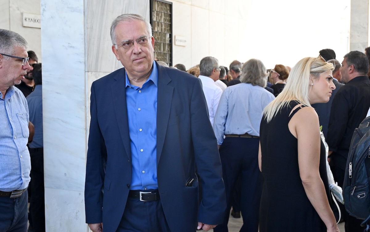 Λένα Σαμαρά Μνημόσυνο