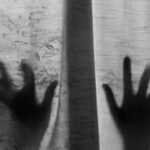 Συνελήφθη μαστροπός και παραγωγός ερωτικών ταινιών – Έλεγε ότι είναι φίλος γνωστών πολιτικών