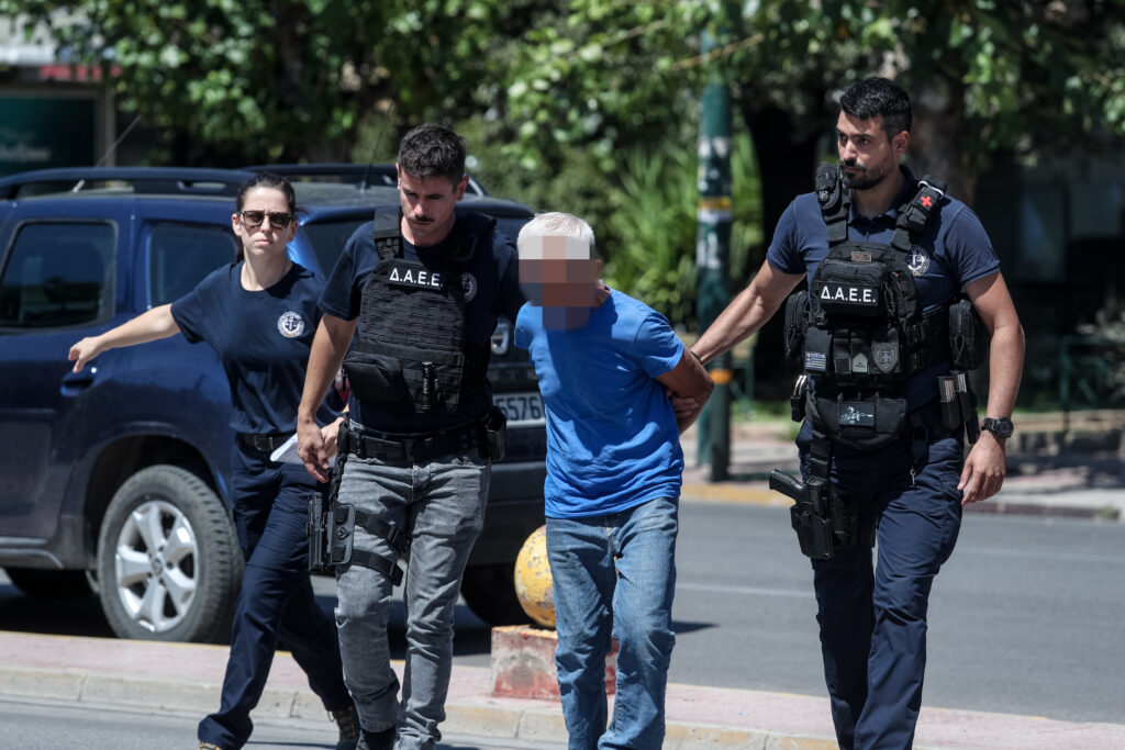 Στη φυλακή ο 62χρονος για τη φωτιά στην Παιανία – Τι είπε στην απολογία του