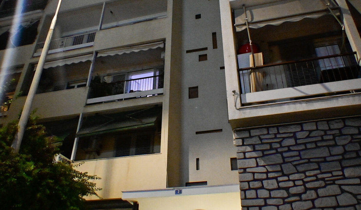 Πατήσια: Από τι πέθανε η 34χρονη – «Φοβόταν τους γιατρούς», λένε συγγενείς της