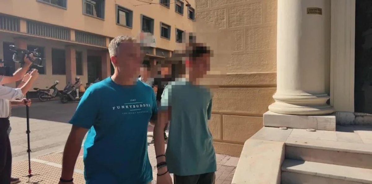 Πάτρα Ανήλικοι Επίθεση 15χρονος