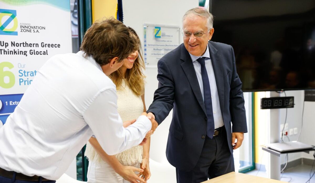 H Open AI στην Ελλάδα – Τι προβλέπει η «στρατηγική συνεργασία» που υπέγραψε ο Τάκης Θεοδωρικάκος