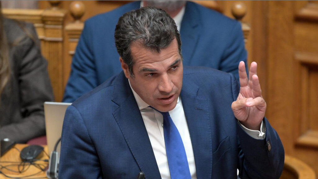 Θάνος Πλεύρης