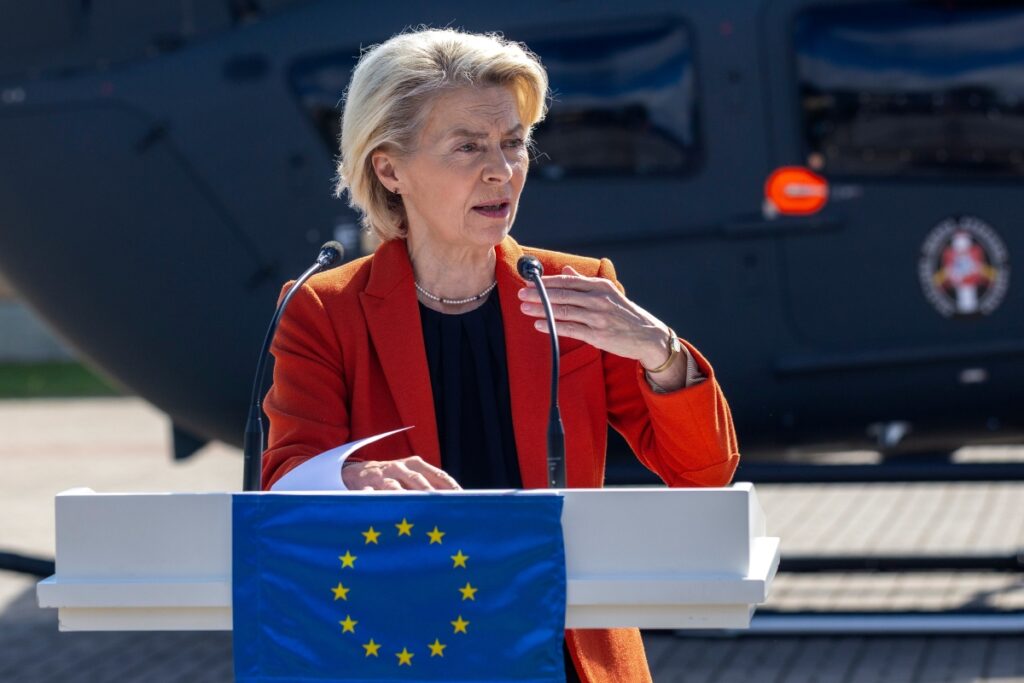 To GPS της Ευρώπης «κόλλησε» στη Μόσχα – Η Κομισιόν επιβεβαιώνει τις παρεμβολές στο αεροπλάνο της VDL