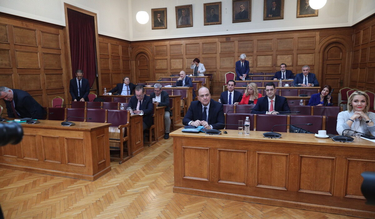 ΟΠΕΚΕΠΕ: Πυρά στους πρώην από τη νυν διευθύντρια Τεχνικών Ελέγχων
