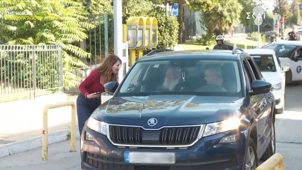 Εξιτήριο πήρε ο Αρχιεπίσκοπος Ιερώνυμος (βίντεο)