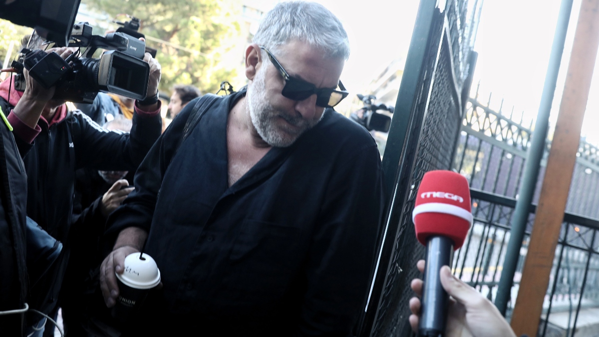Βασίλης Μπισμπίκης
