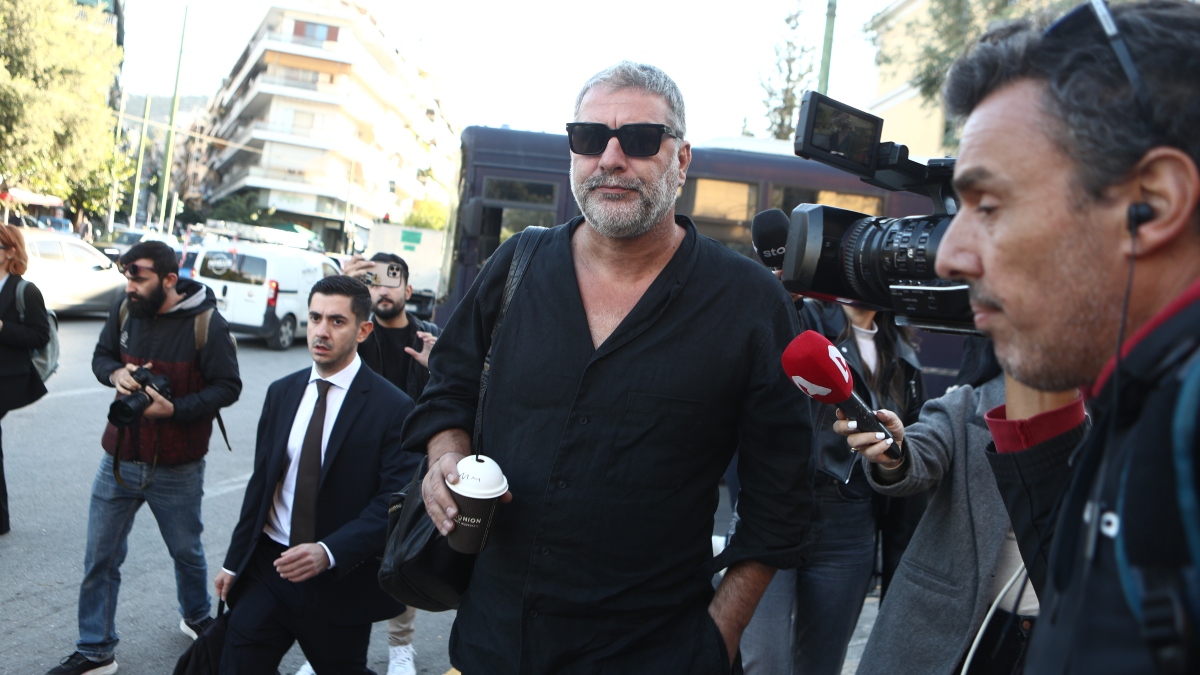 Βασίλης Μπισμπίκης