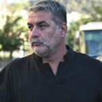 Ο Βασίλης Μπισμπίκης πήγε με γλυκά στη Φιλοθέη για να ζητήσει συγγνώμη - Τι είπε για τις ζημιές